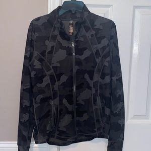 Yogalicious grey camo jacket (never worn)
